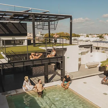 Caleta Hostel Rooftop & Pool